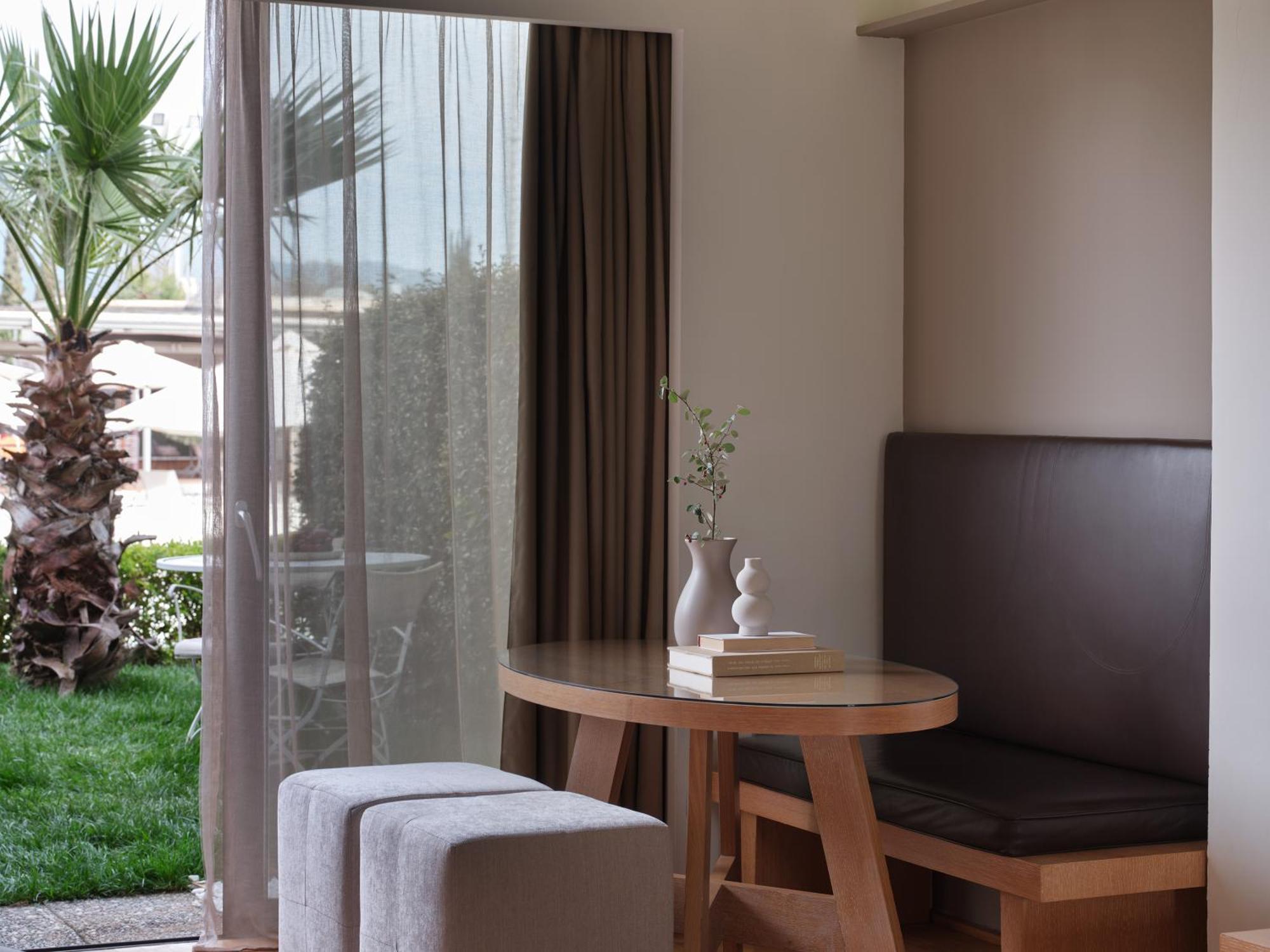 Suite Junior - Vue sur Piscine