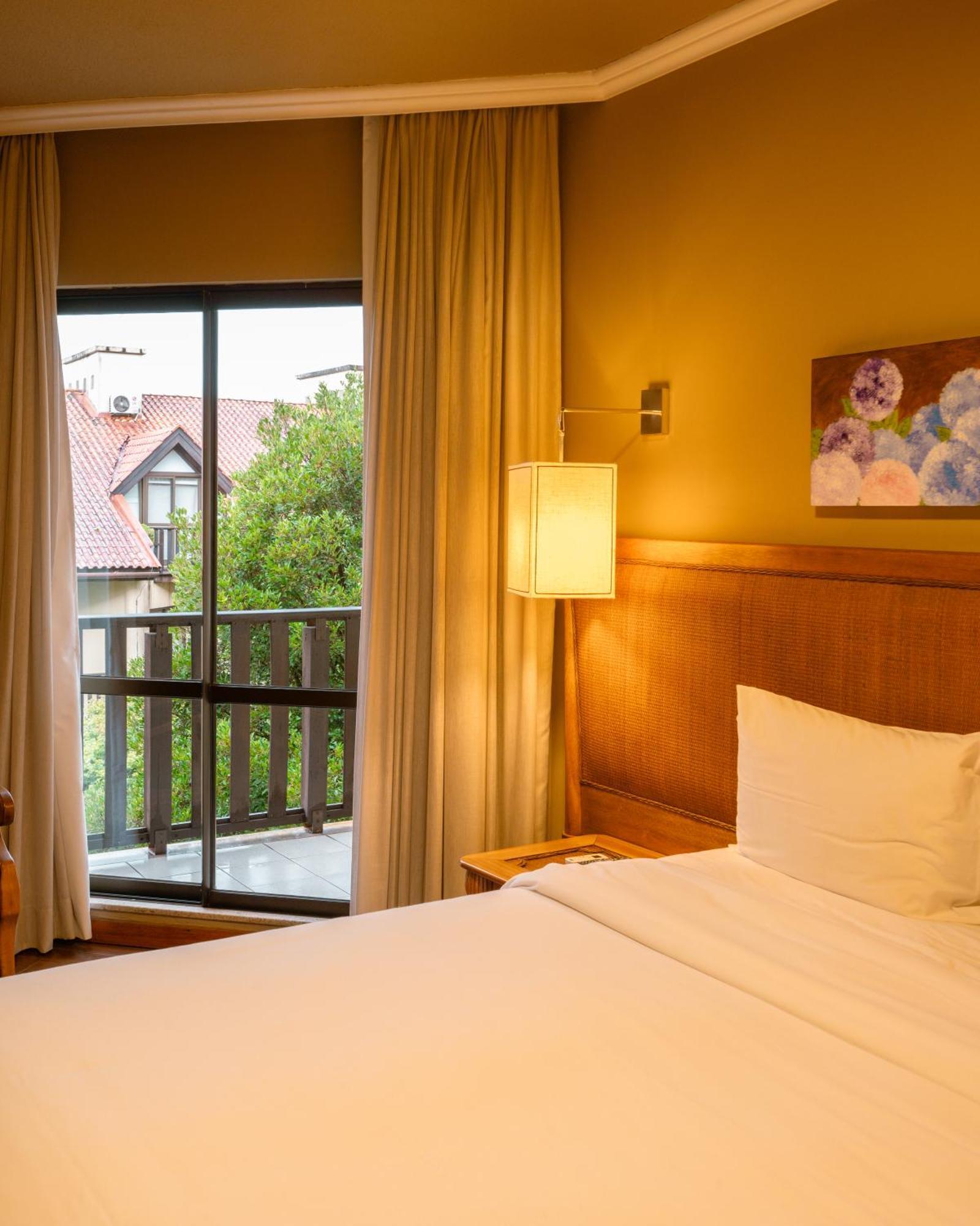 Premier Room Balcony
