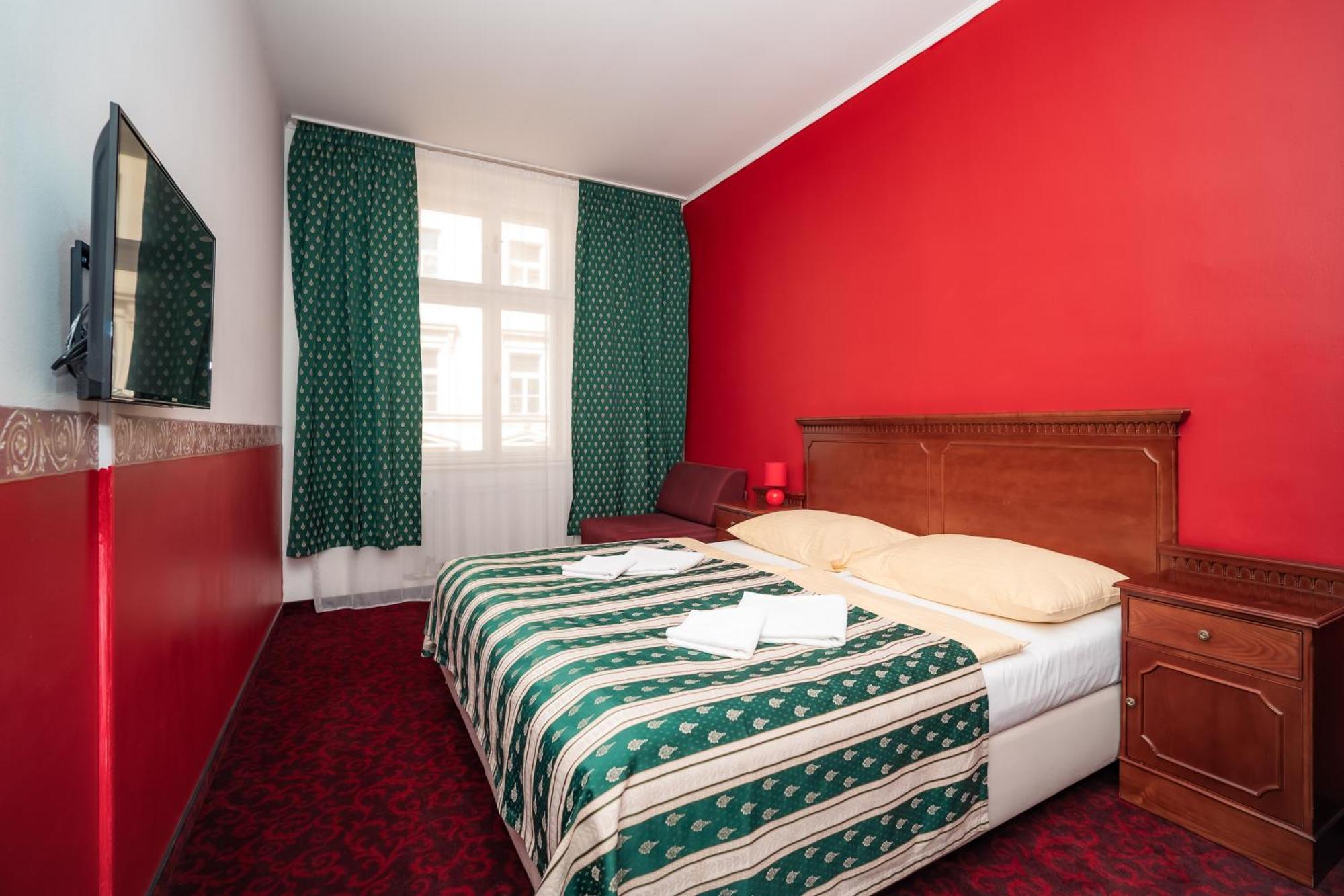 Double or Twin Room Extra Bed