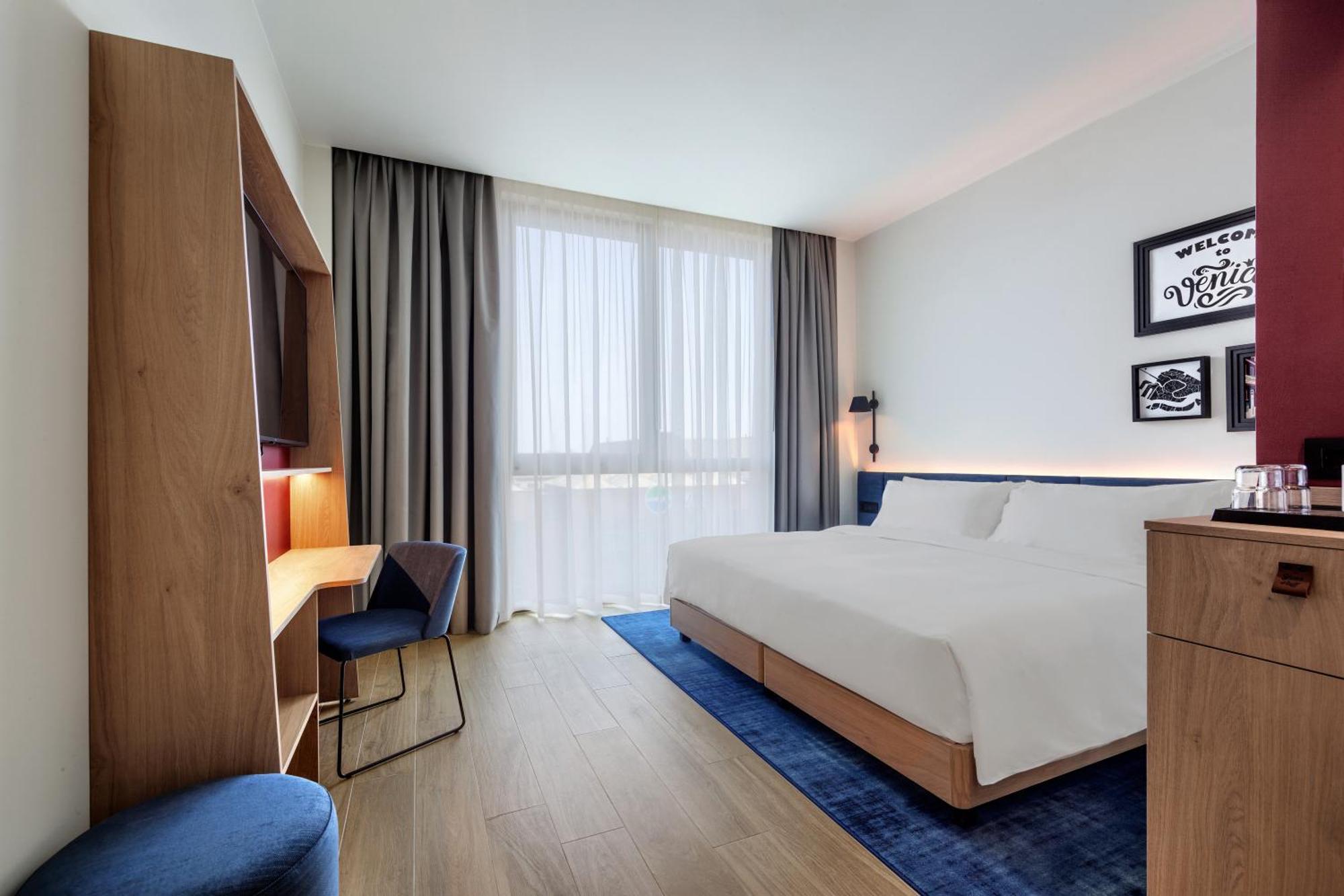 Super King Room,1676627711:JPEG