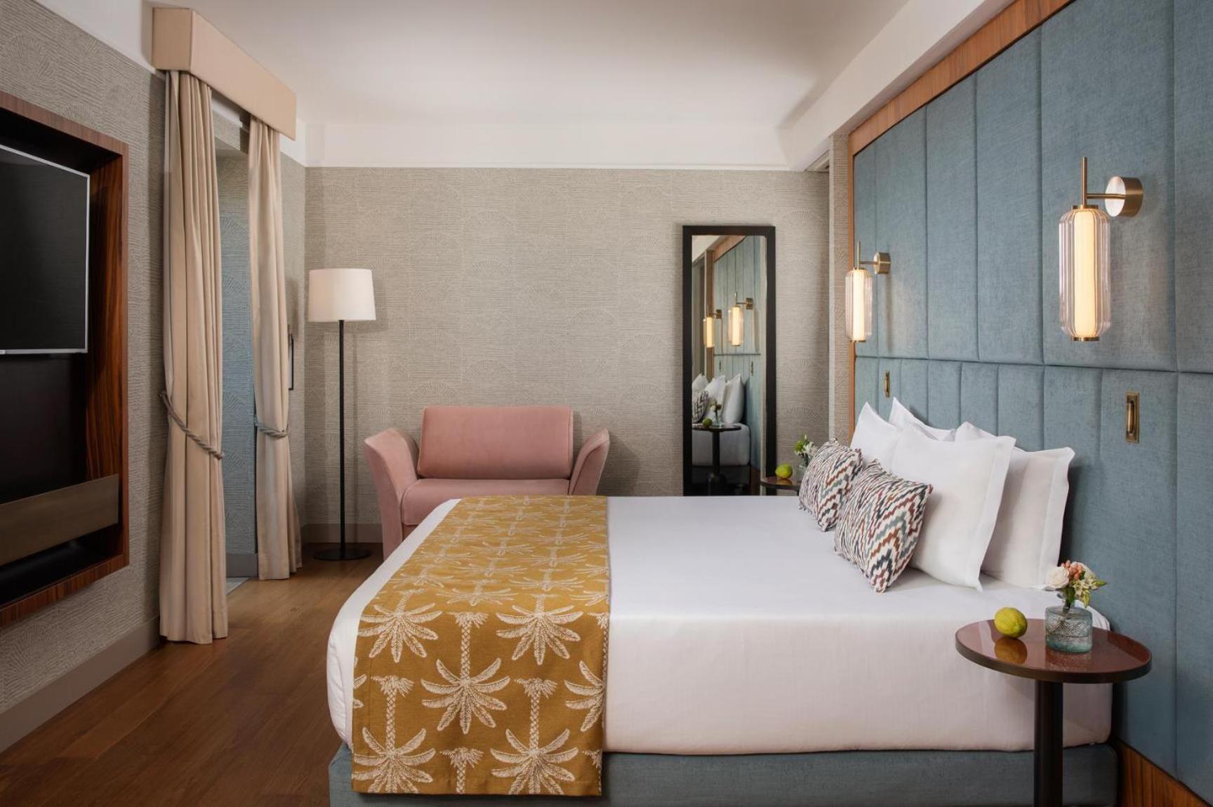 Premium Room