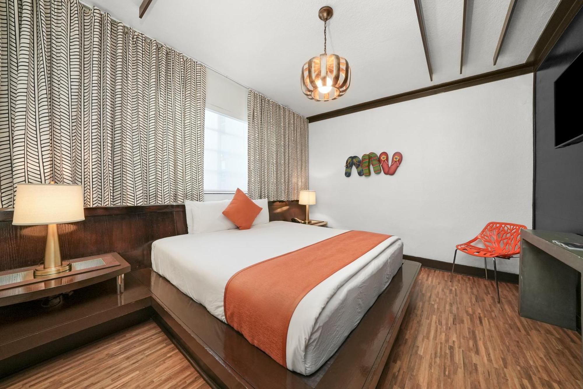 Junior King Suite,1680578129:JPEG