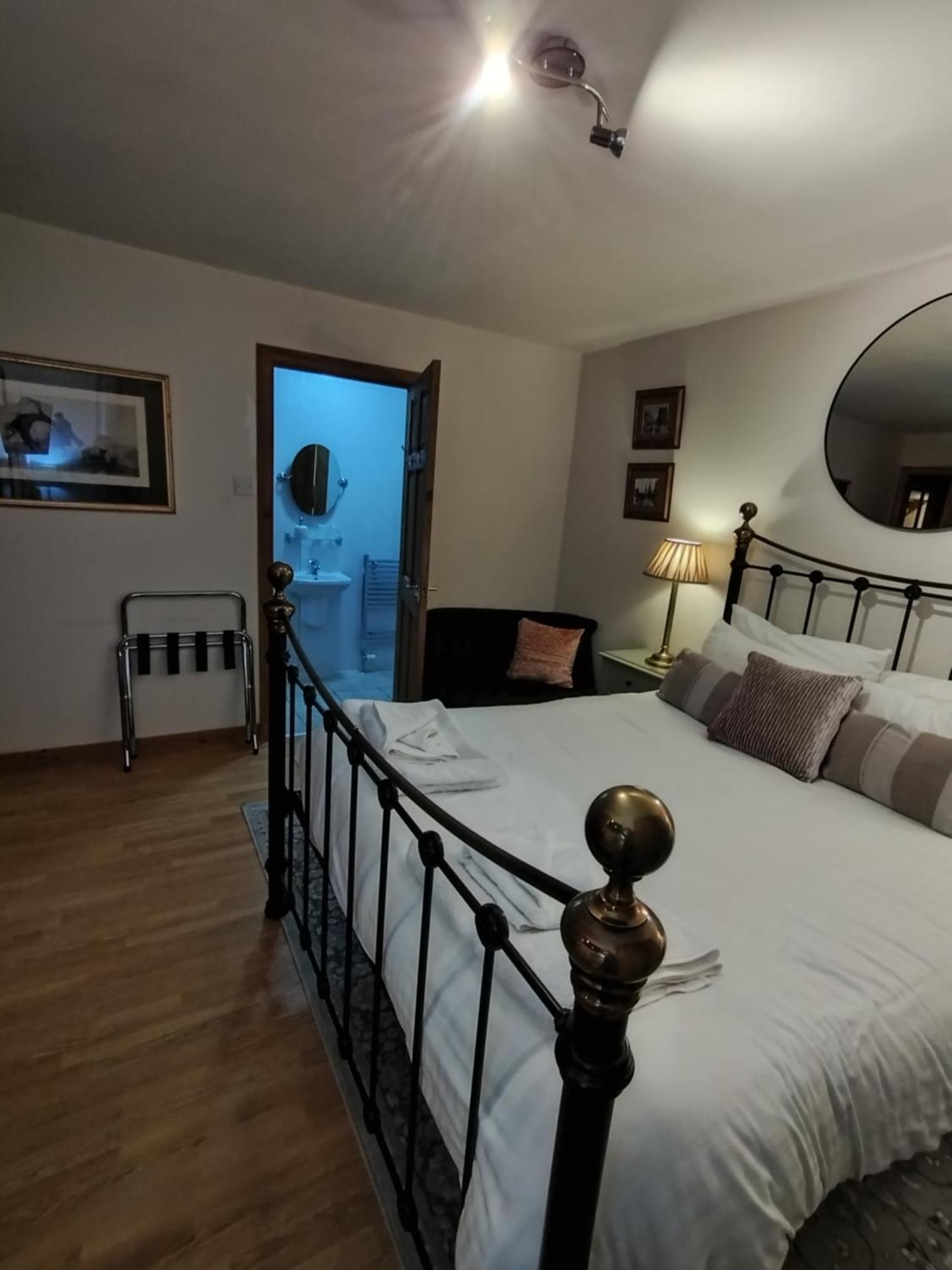 King Room Garden View