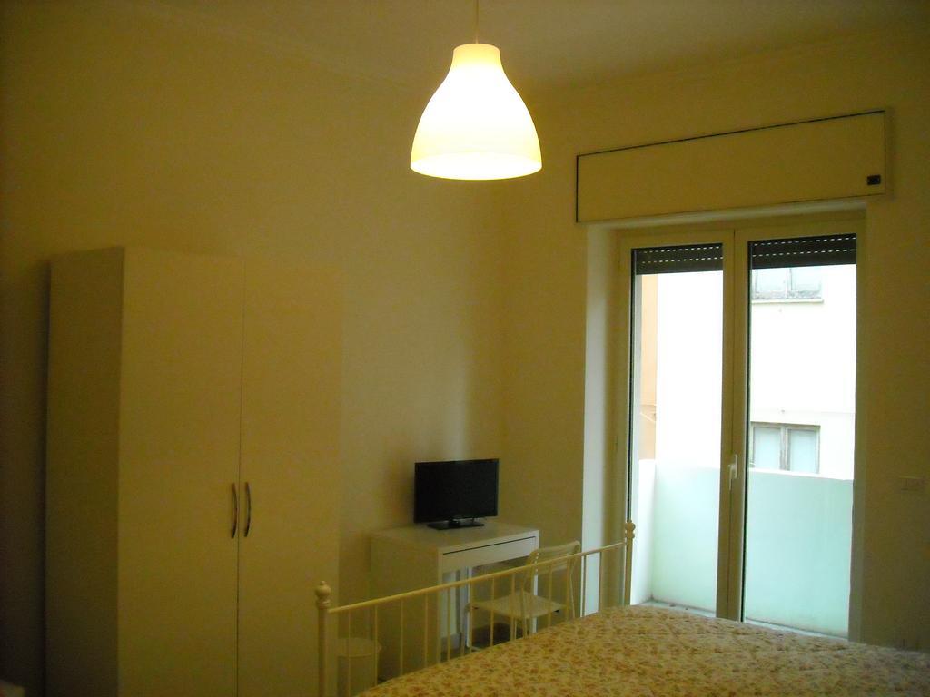 Large Double or Twin Room,368522251:JPEG