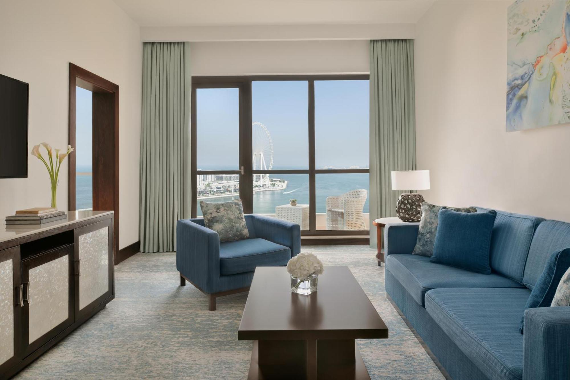 Family One Bedroom Suite 2 Balconies-Ain Dubai View-Coral Lounge Access,1693291212:JPEG