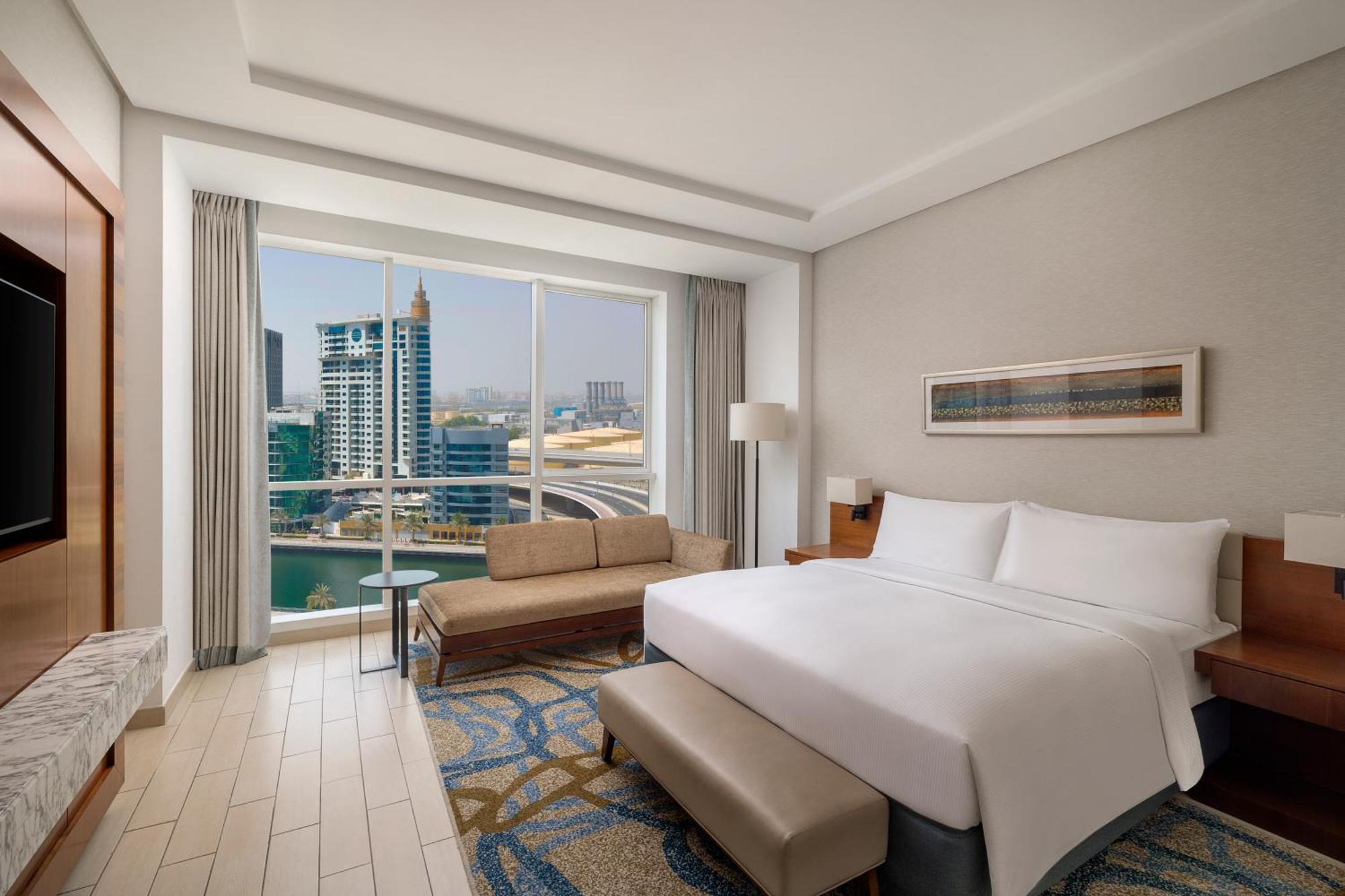 Suite con 1 Camera da Letto, Cucina e Vista Città