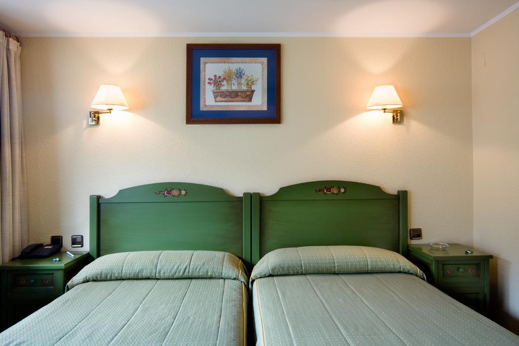 Single Room,150532963:JPEG
