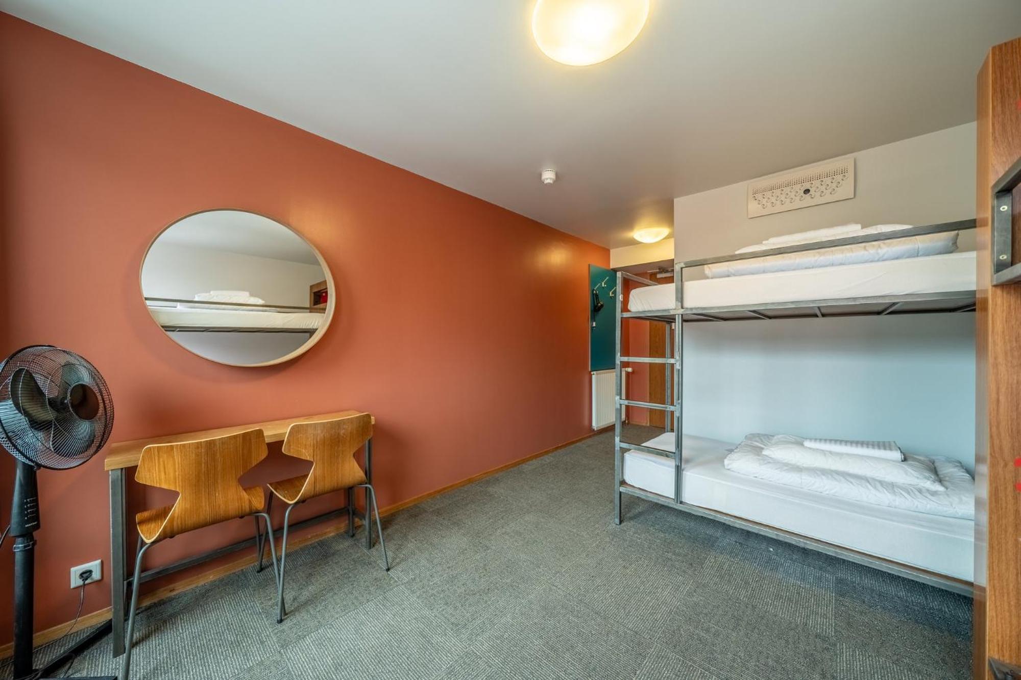 Quadruple Room with Private Bathroom