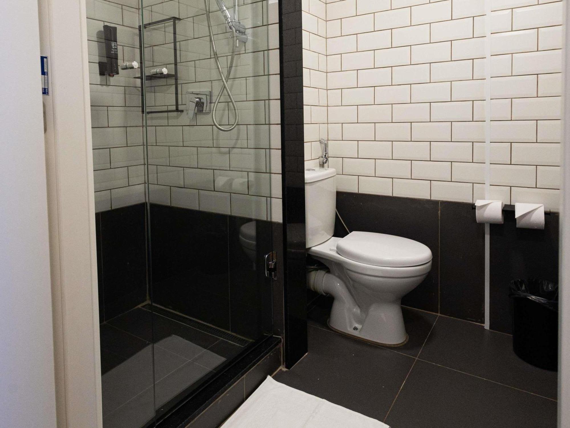 Quarto Duplo Standard