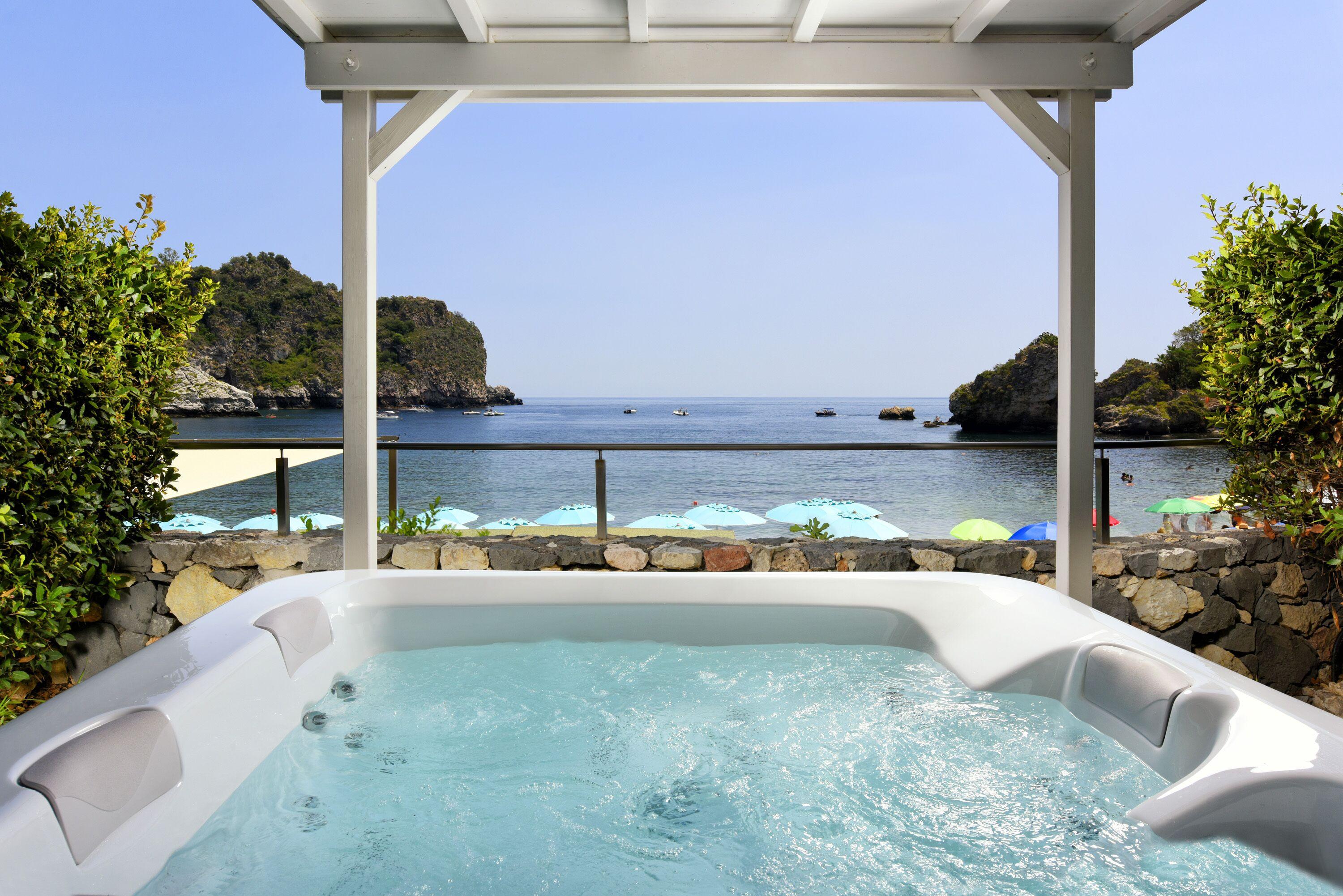 Superior Double Room with Hot Tub and Sea View,1742598470:JPEG