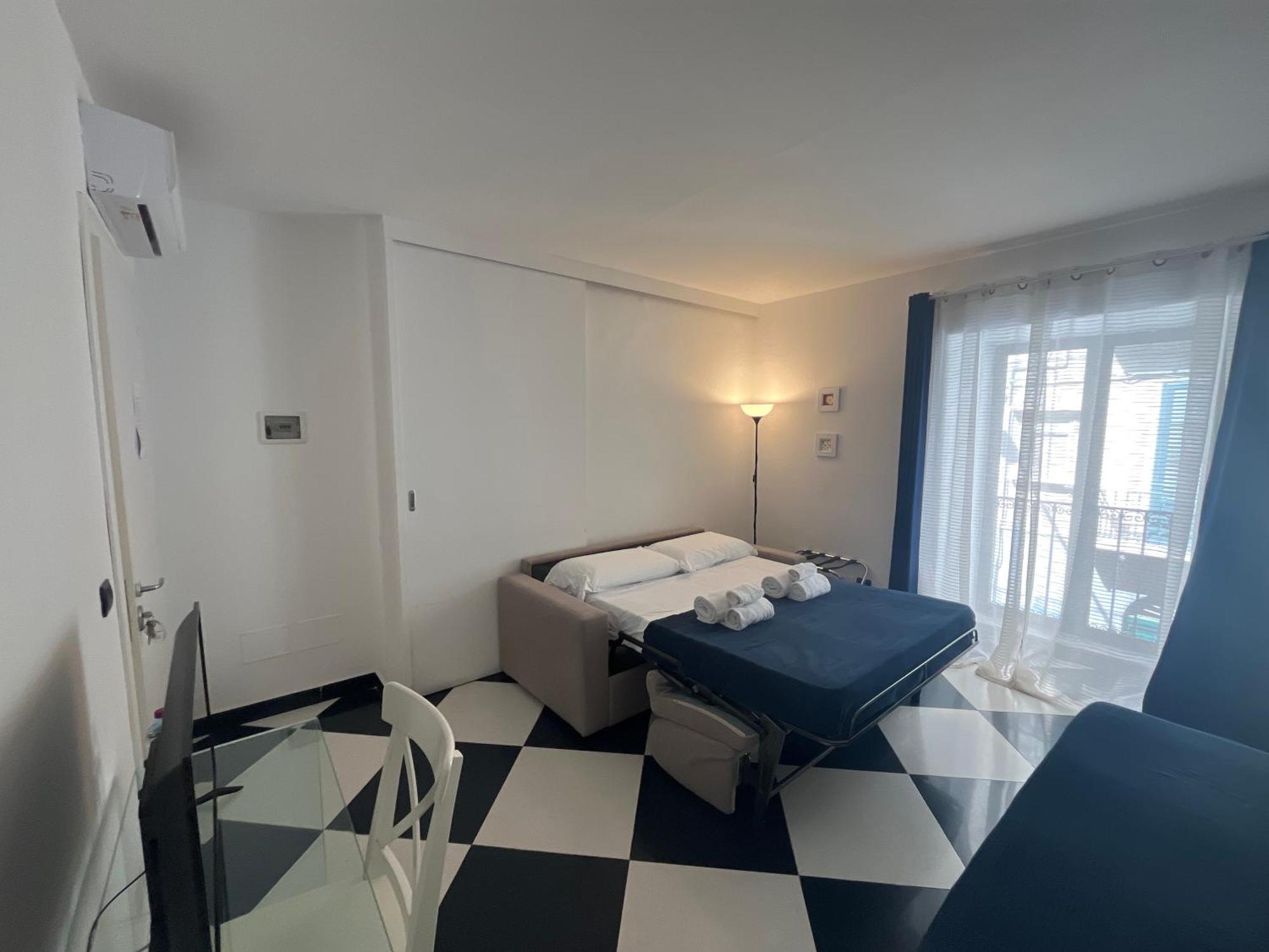 Quadruple Room Private Bathroom Balcony