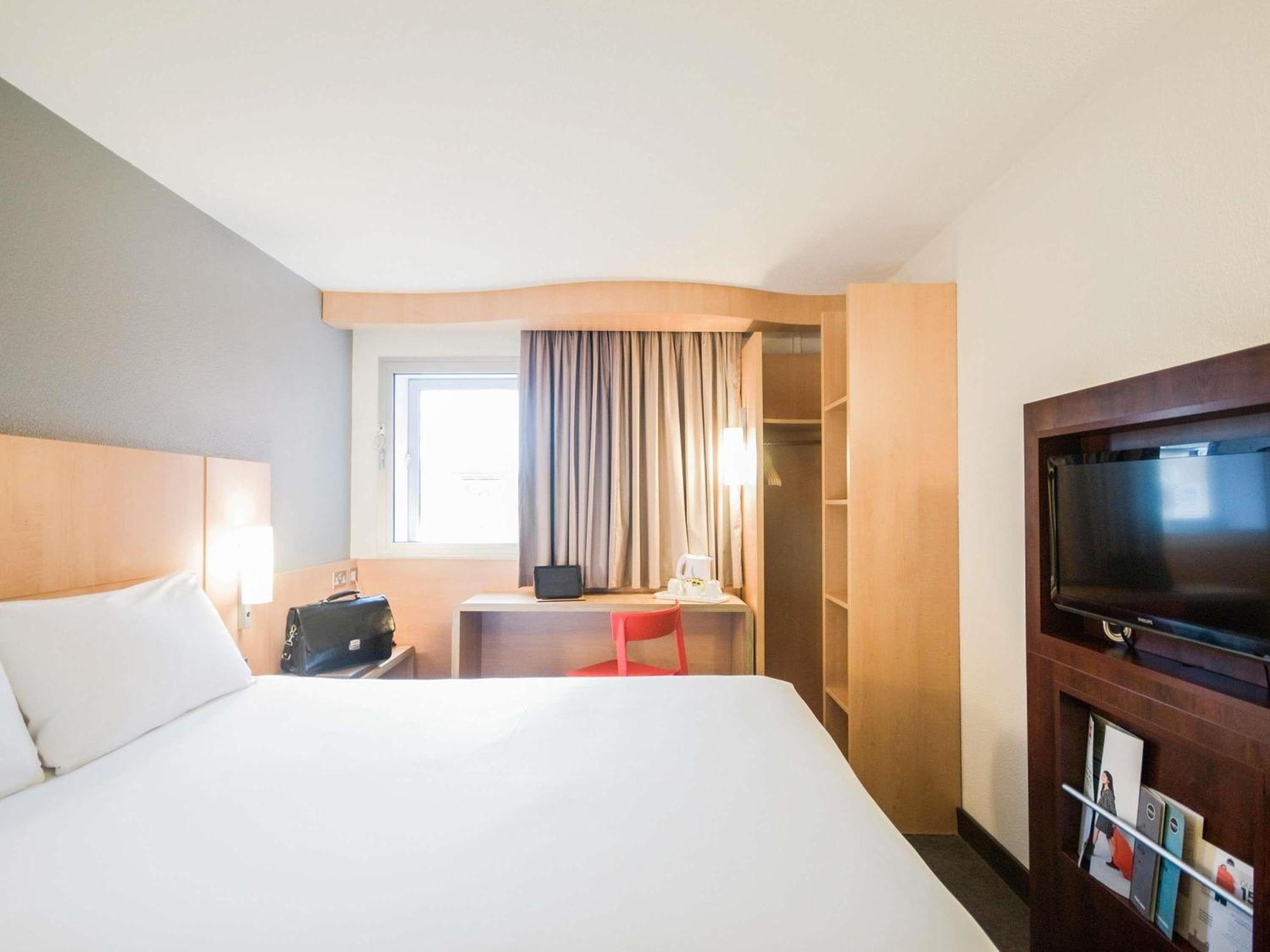 Standard Double Room,1729978015:JPEG