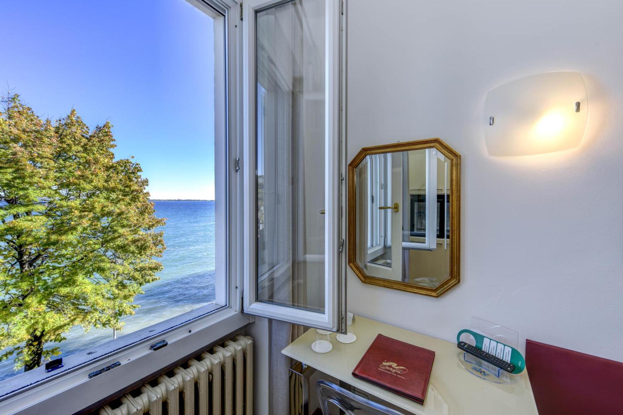 Comfort Double Room Lake View