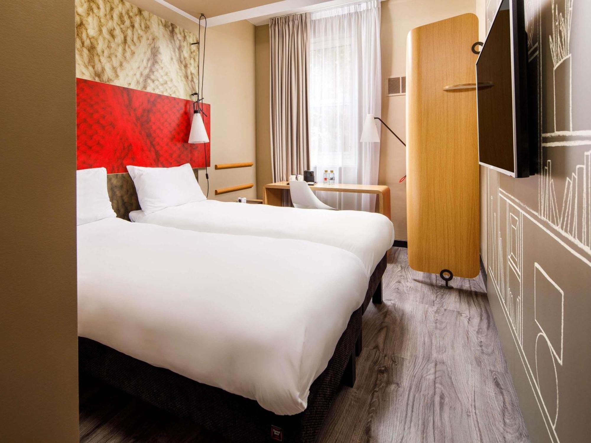 Accessible Room with Two Single Beds,1730013560:JPEG