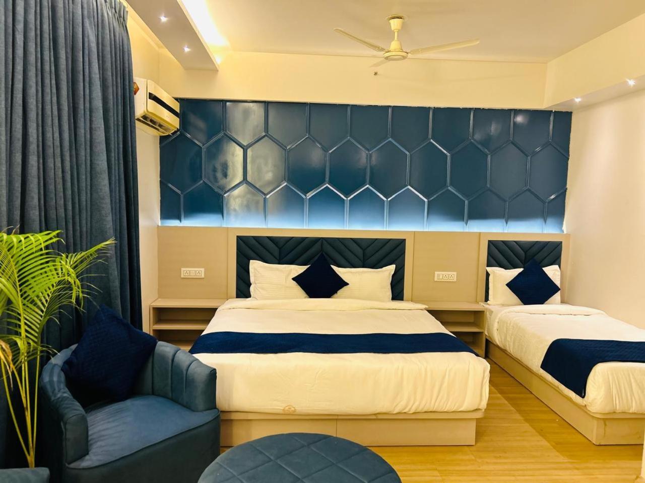 Deluxe Double or Twin Room