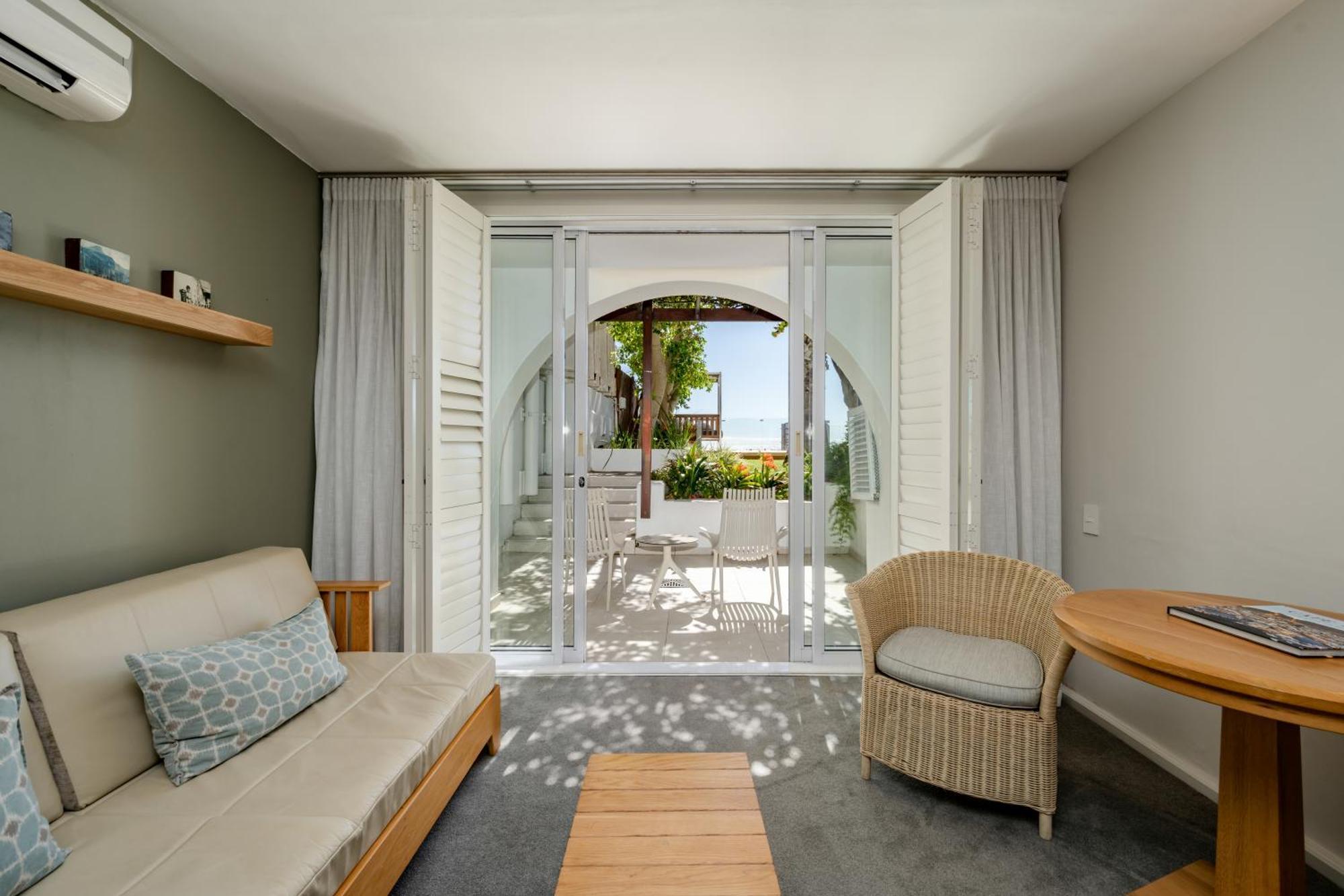 Cabana Room