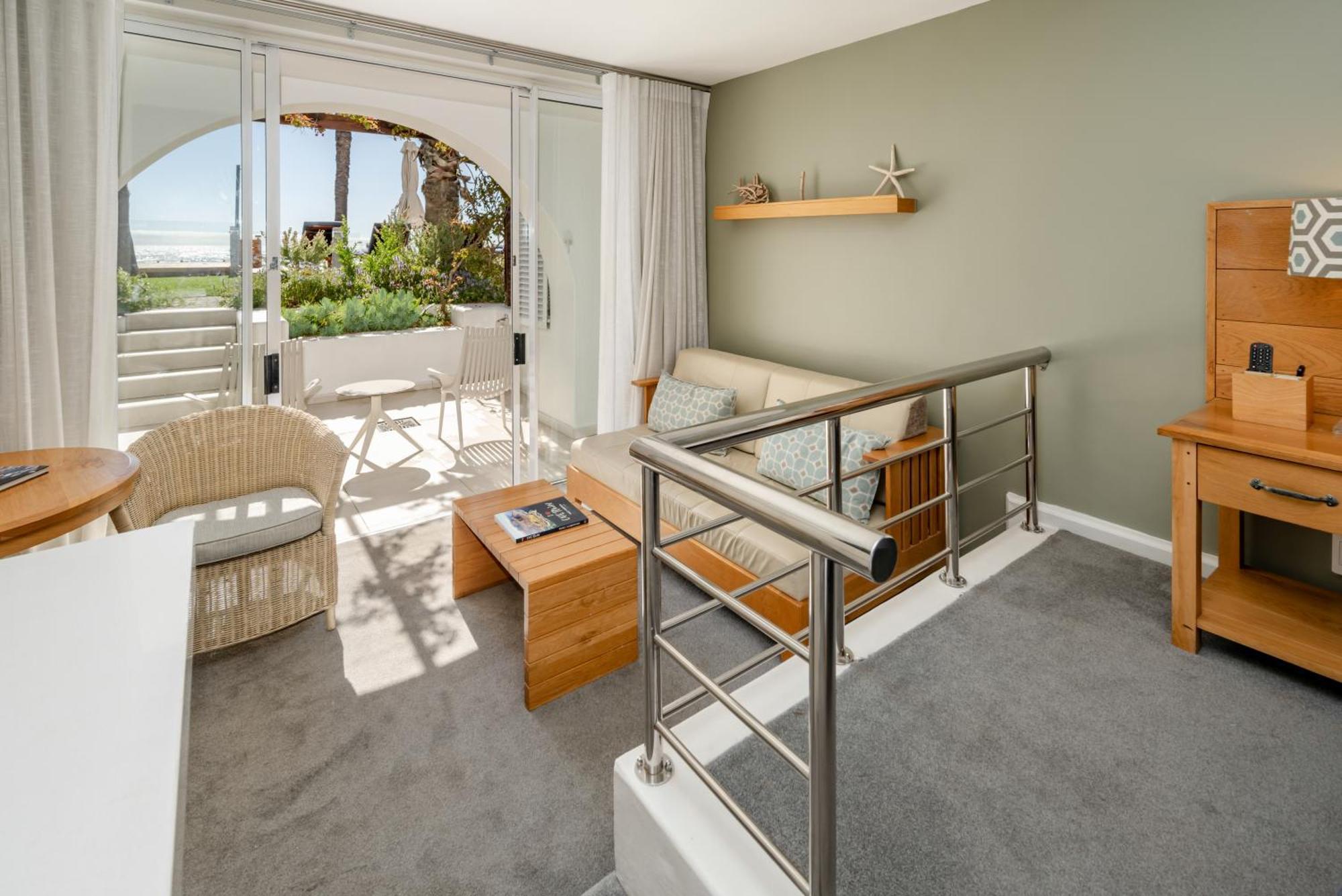 Cabana Room