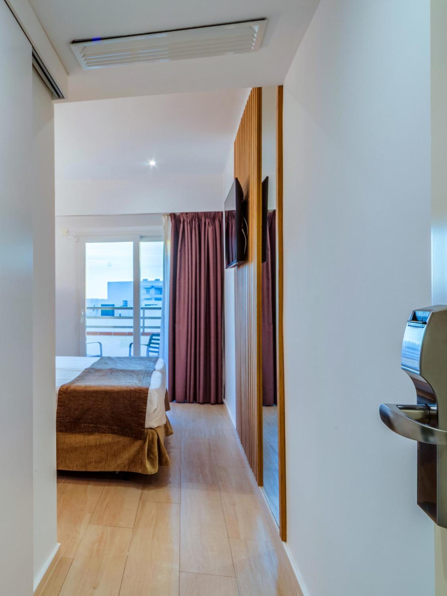 Double Room Balcony Sea View