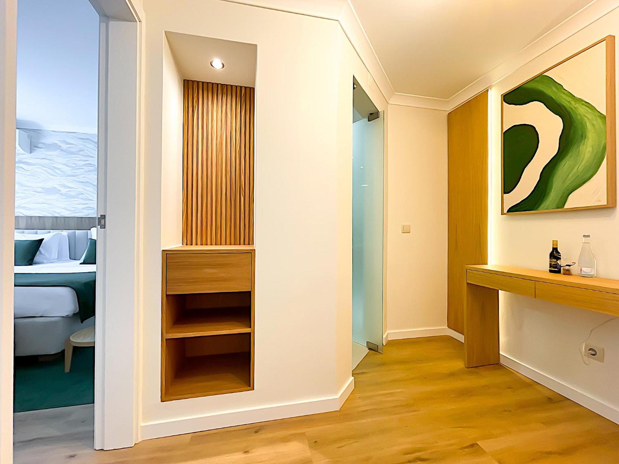 Superior Suite,1742567507:JPEG