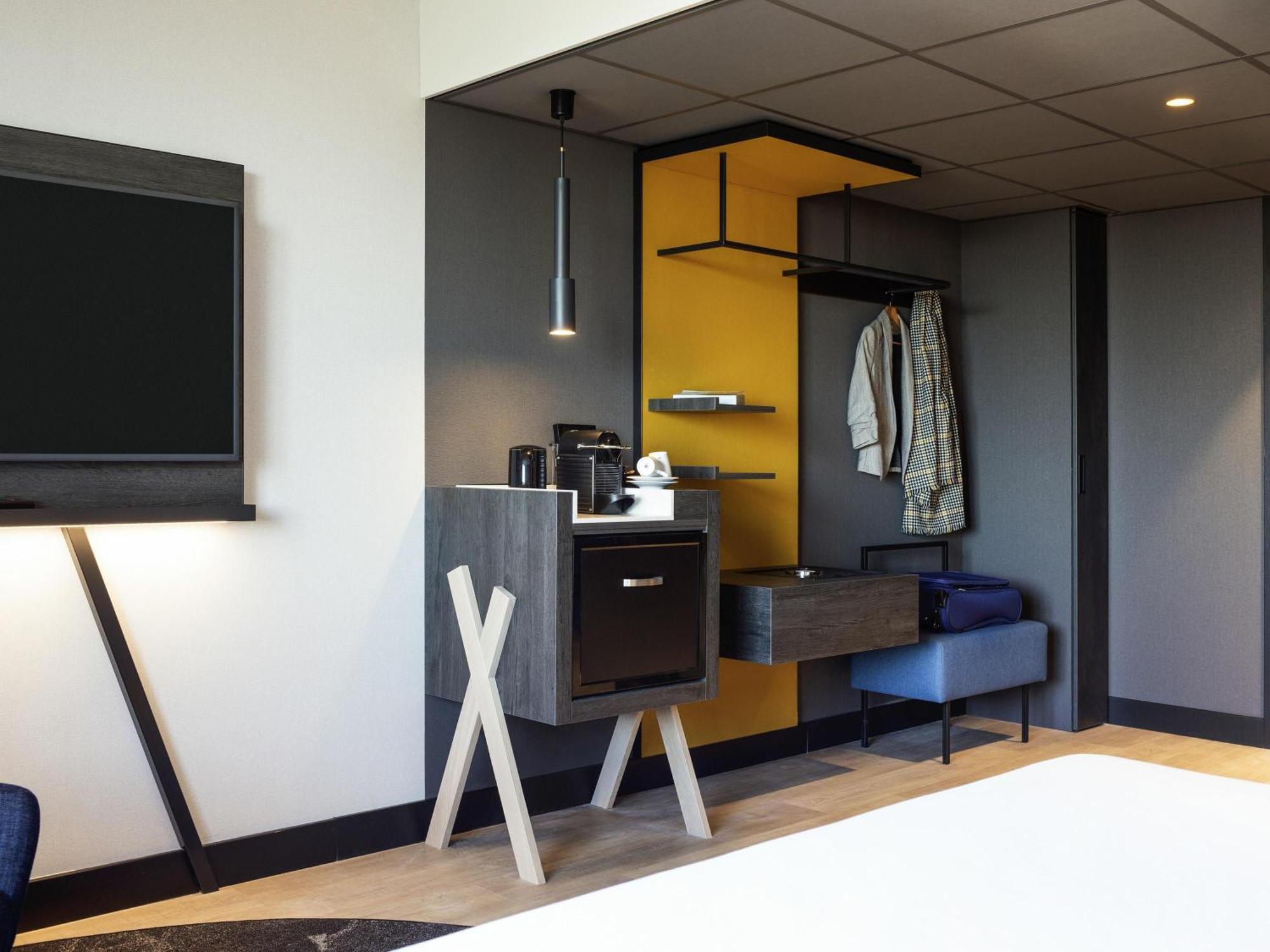 Quarto Duplo Privilege com Sofá-cama Duplo
