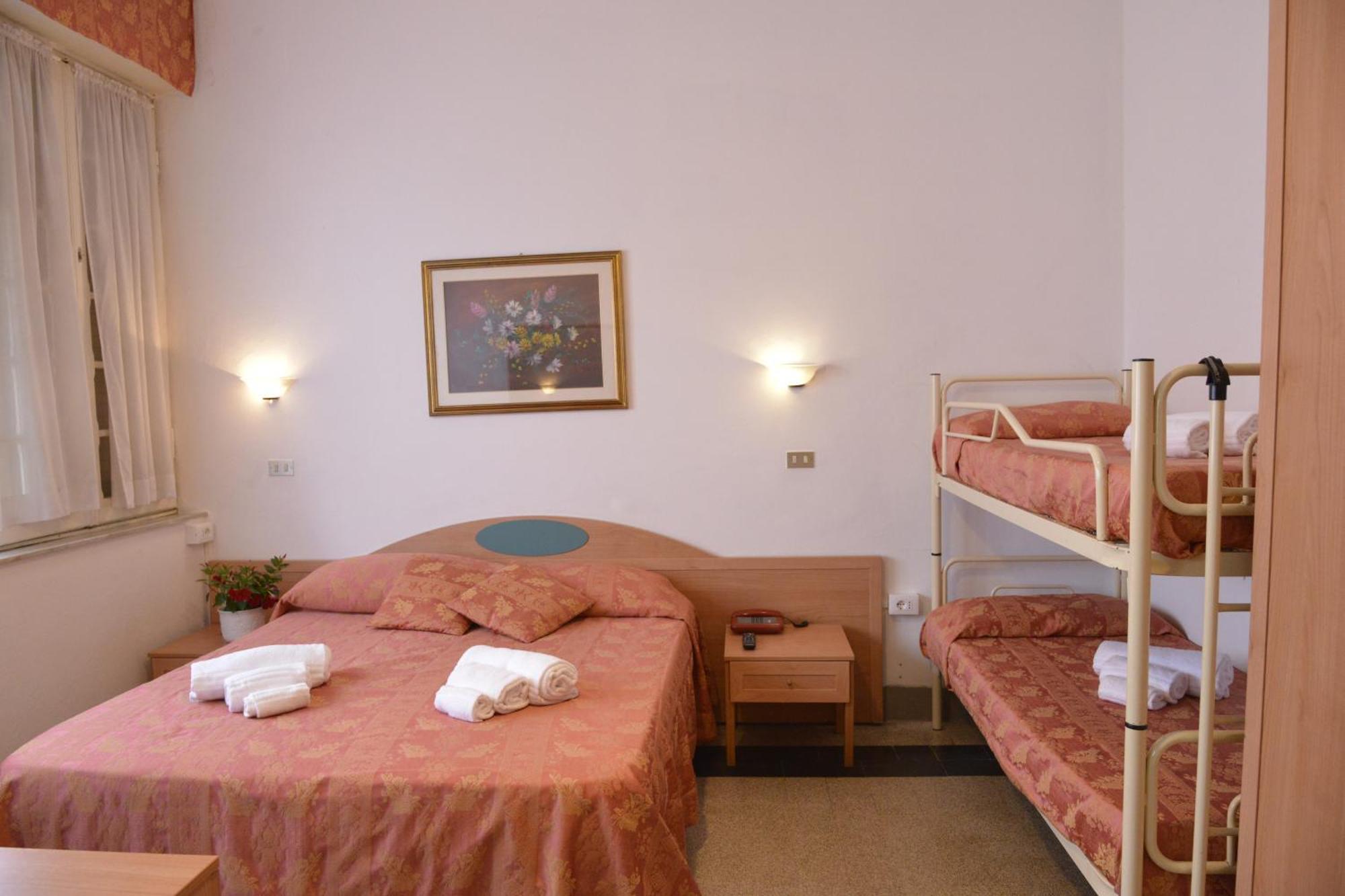 Standard Quadruple Room,1742585465:JPEG