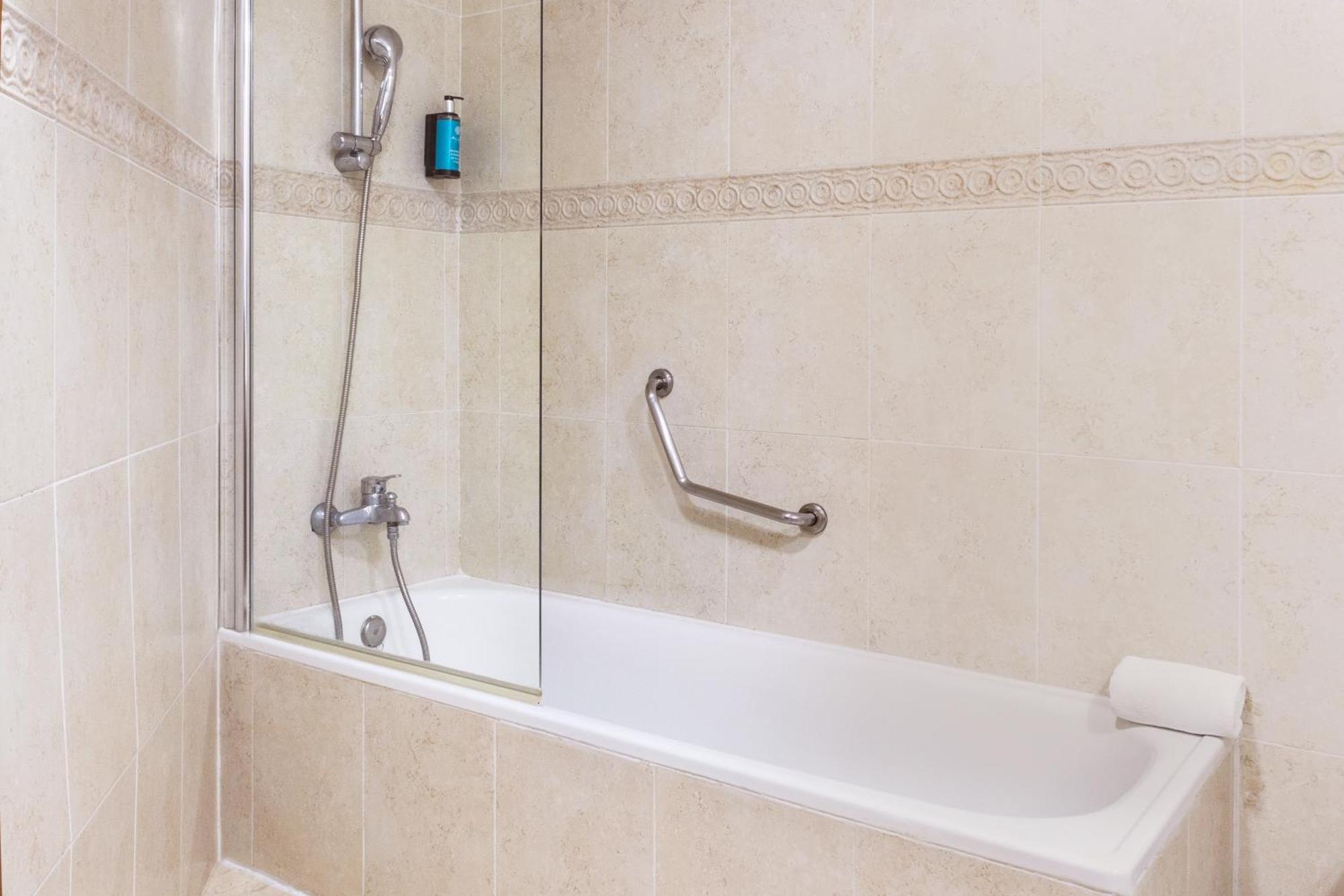 Superior Double Room,1742587962:JPEG