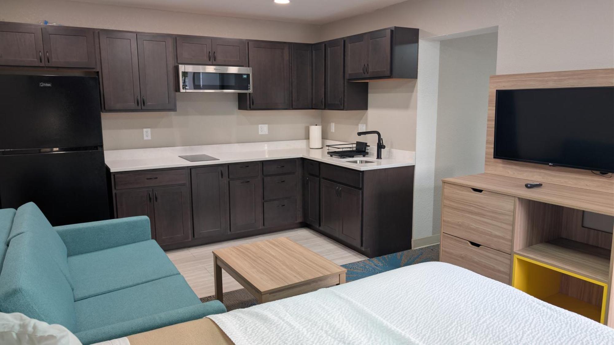 King Room Kitchenette Non Smoking