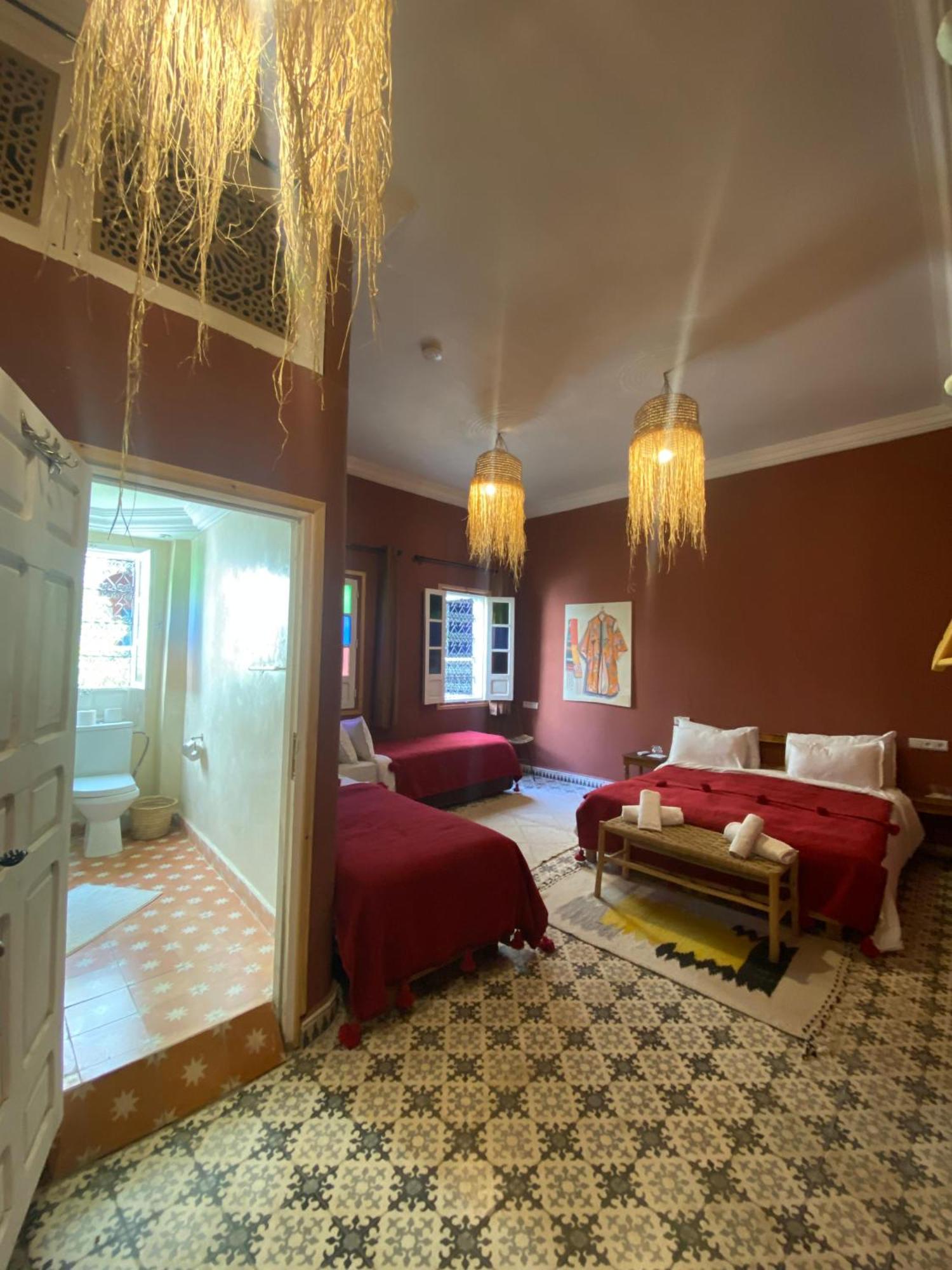Double Room Private Bathroom