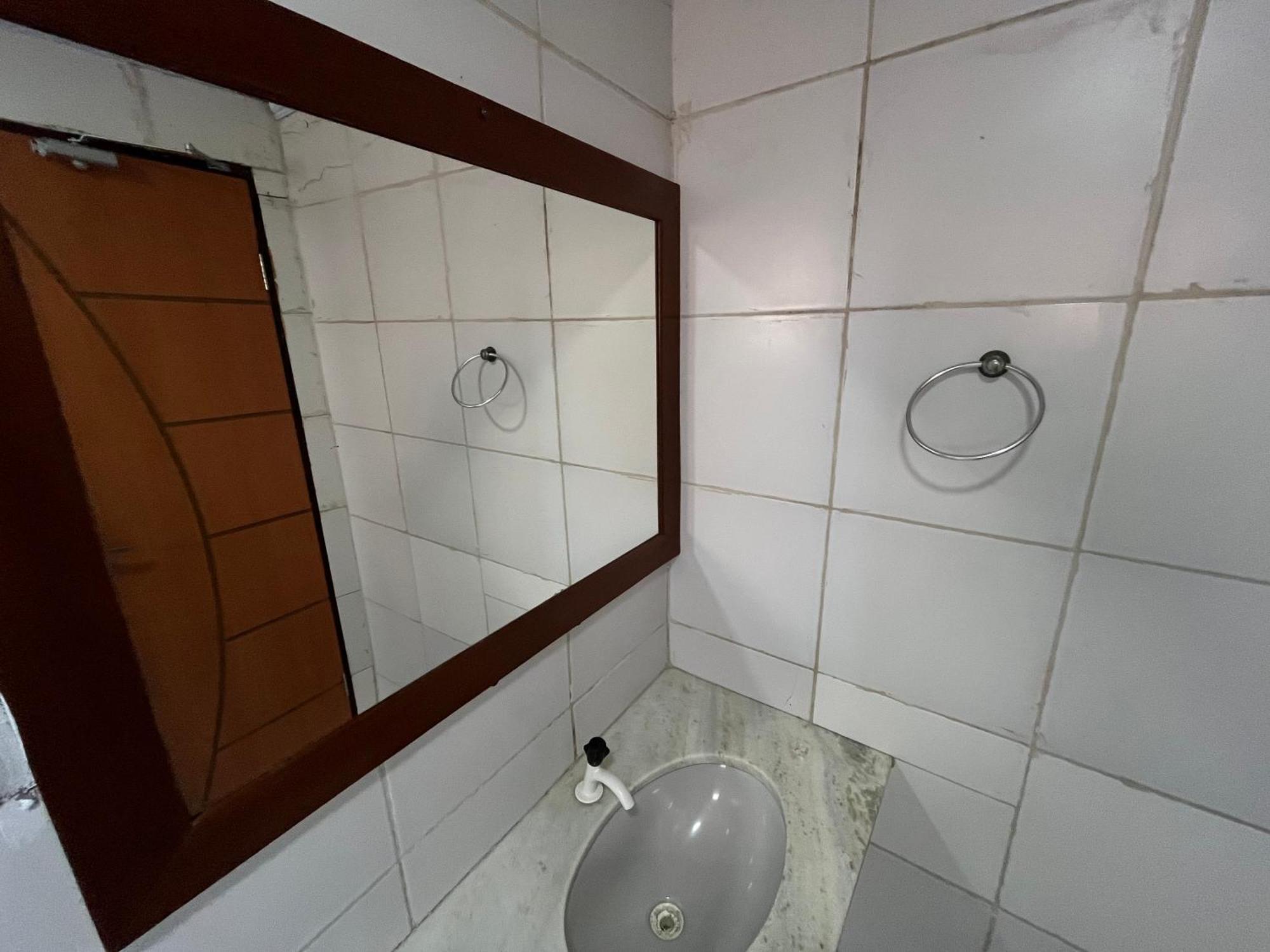 Family Room Private Bathroom