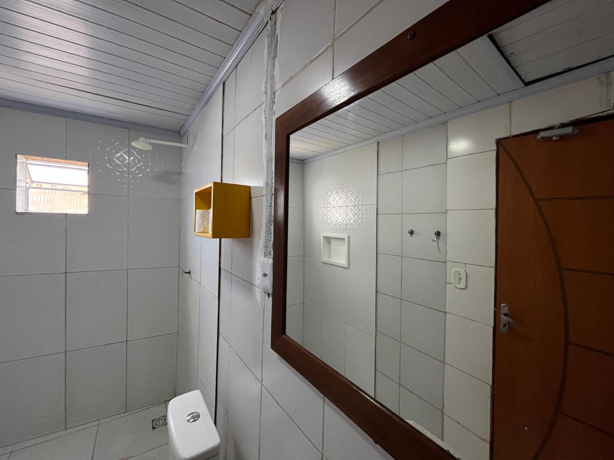 Family Room Private Bathroom