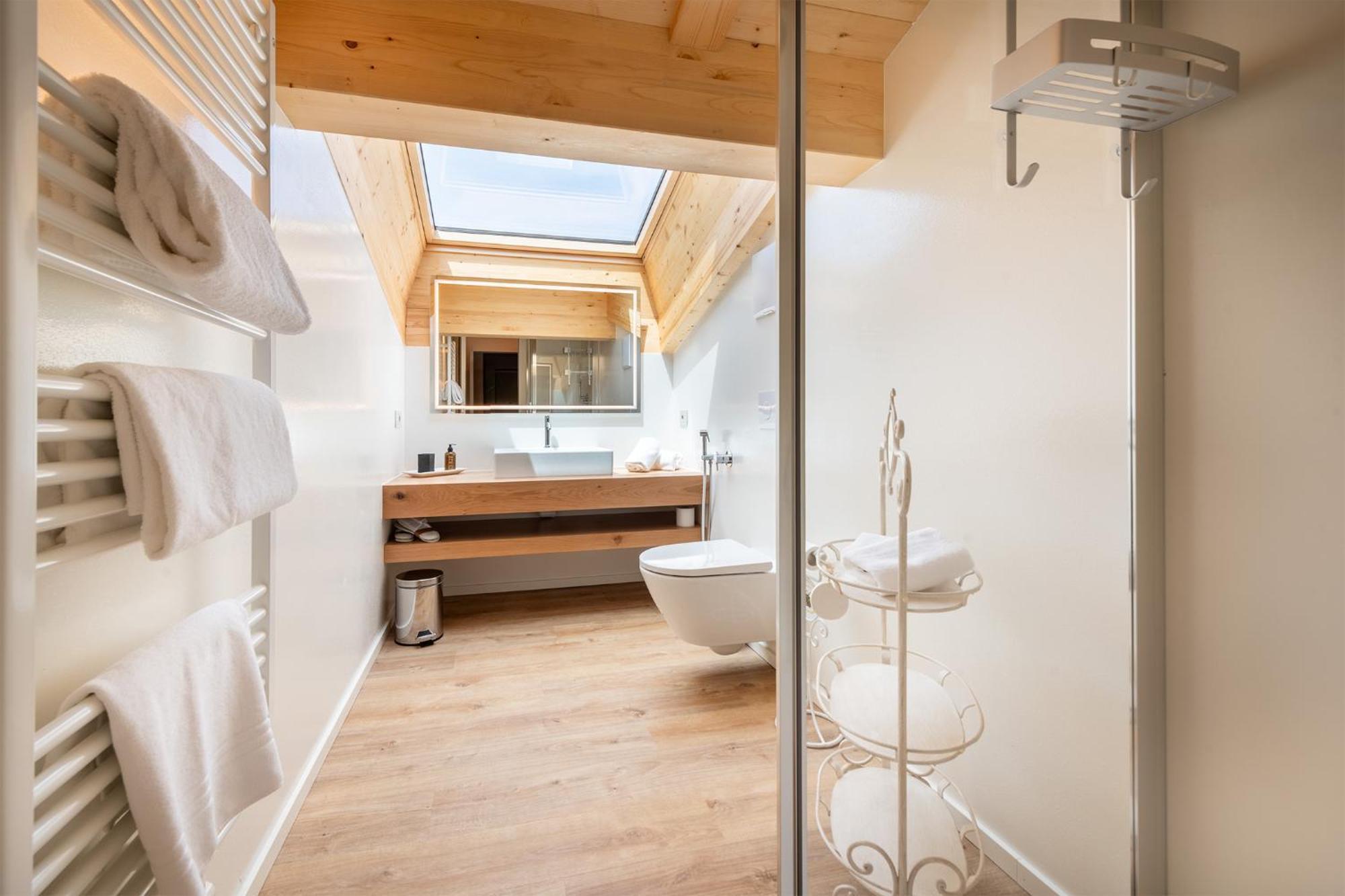 Appartamento con 2 Camere da Letto e con Vista Montagna