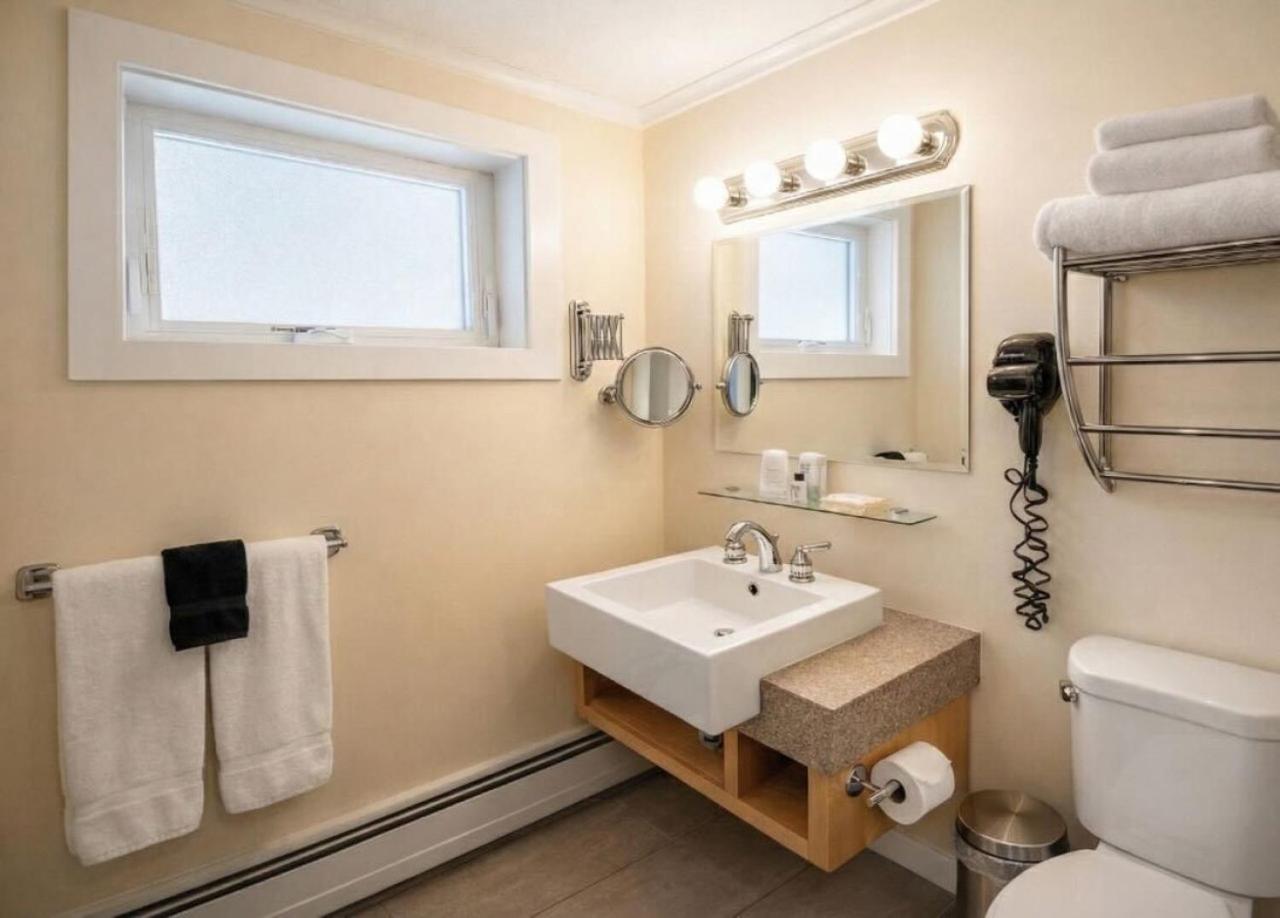Classic Quadruple Room