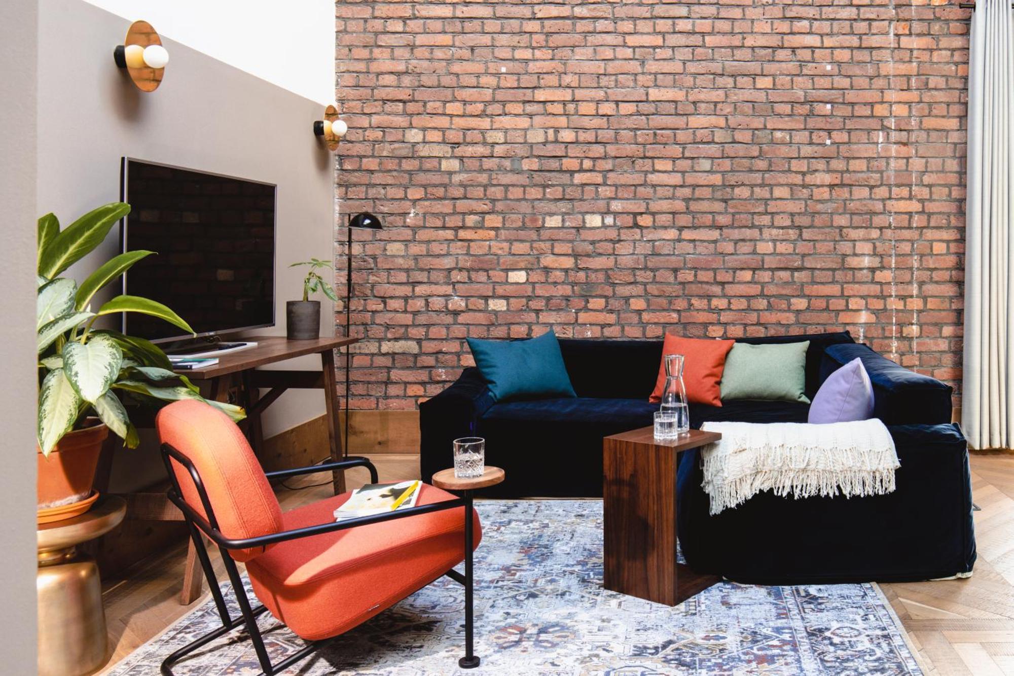 One-bedroom Loft Apartment