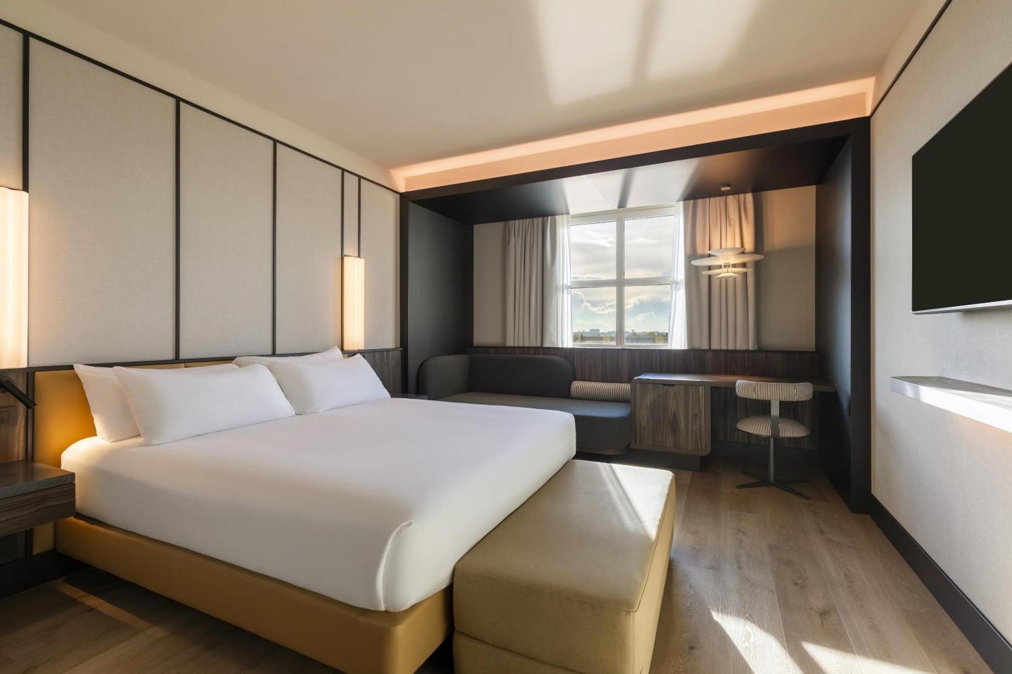 King Guest Room