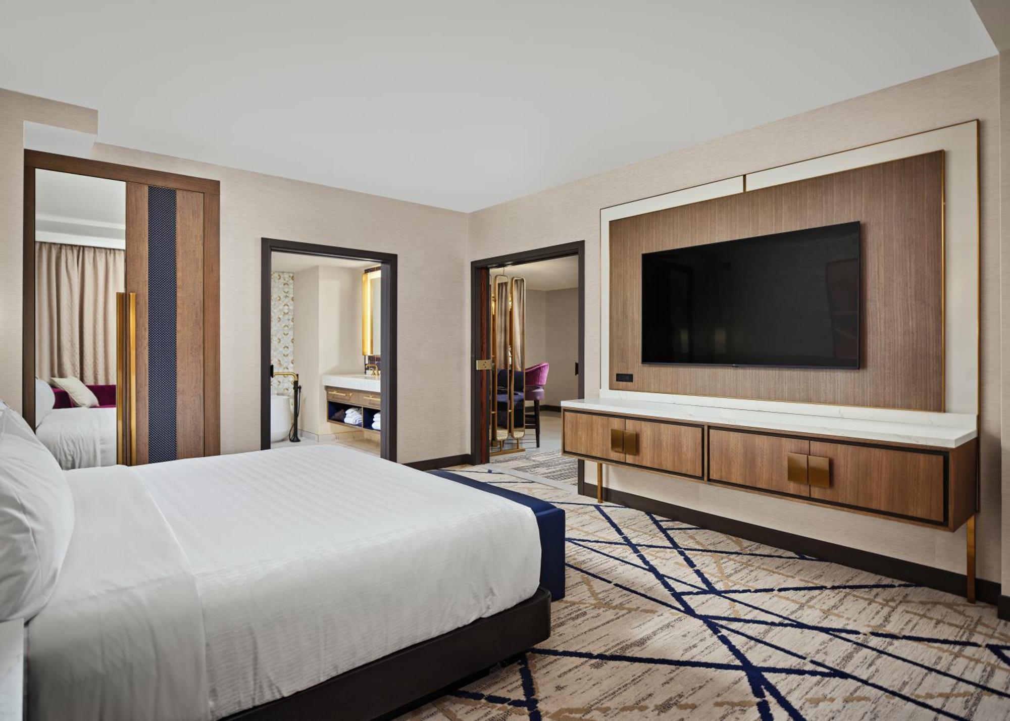 Gold Suite