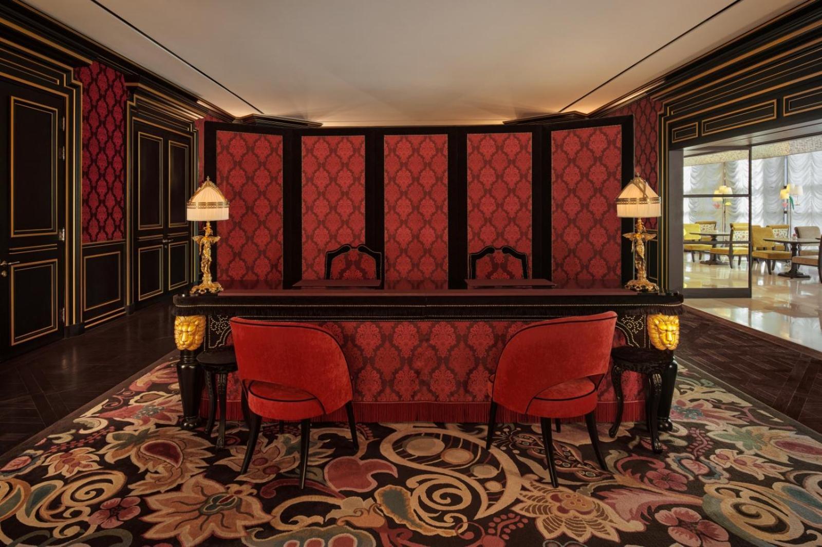 Corner Junior King Suite City View La Maison Boutique 2,1765480283:JPEG