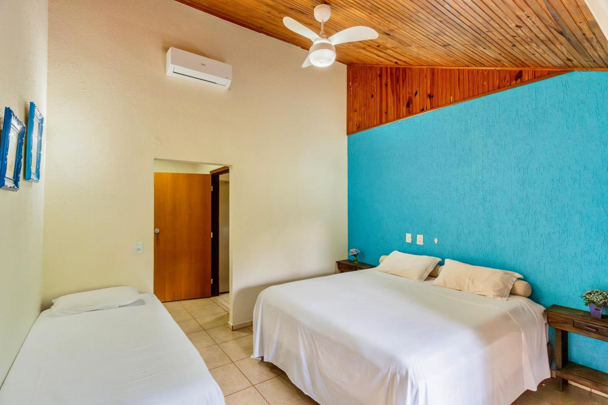 Quarto Triplo com Varanda