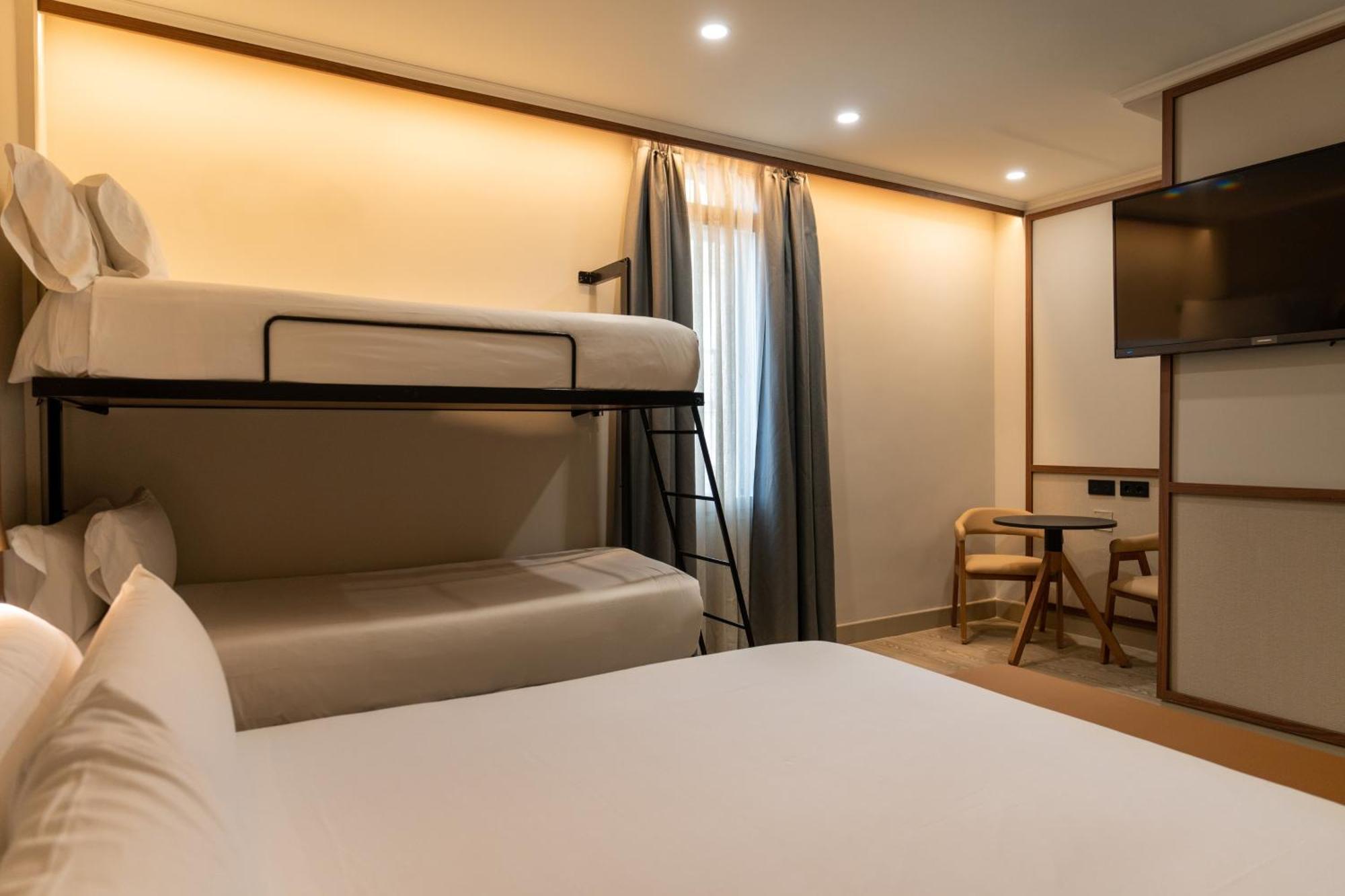 Chambre Quadruple (4 Adultes)