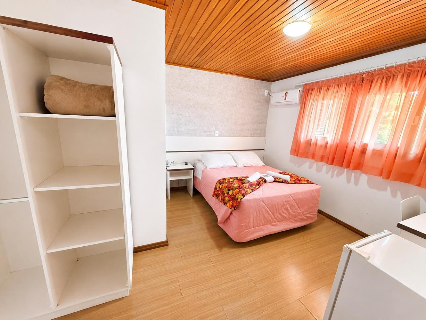 Standard Double Room,1771821959:JPEG