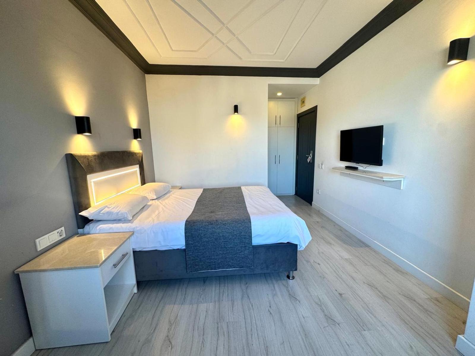 Standard Double Room,1586858103:JPEG