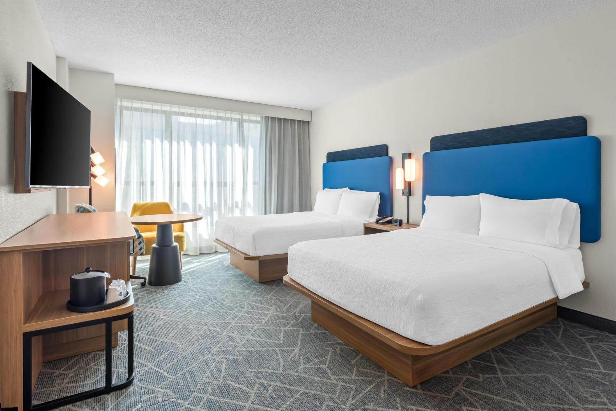 Room with Two Queen Beds - Non-Smoking