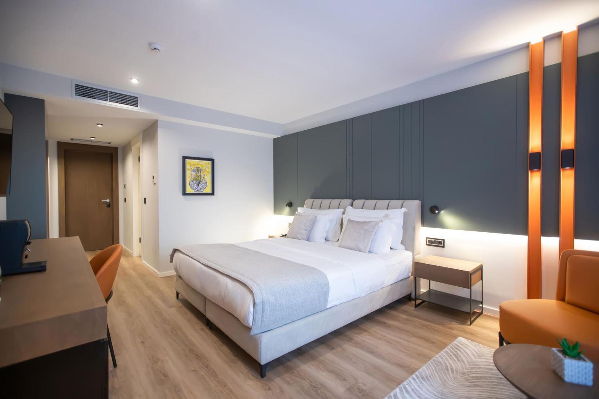 Premium Room with Balcony
