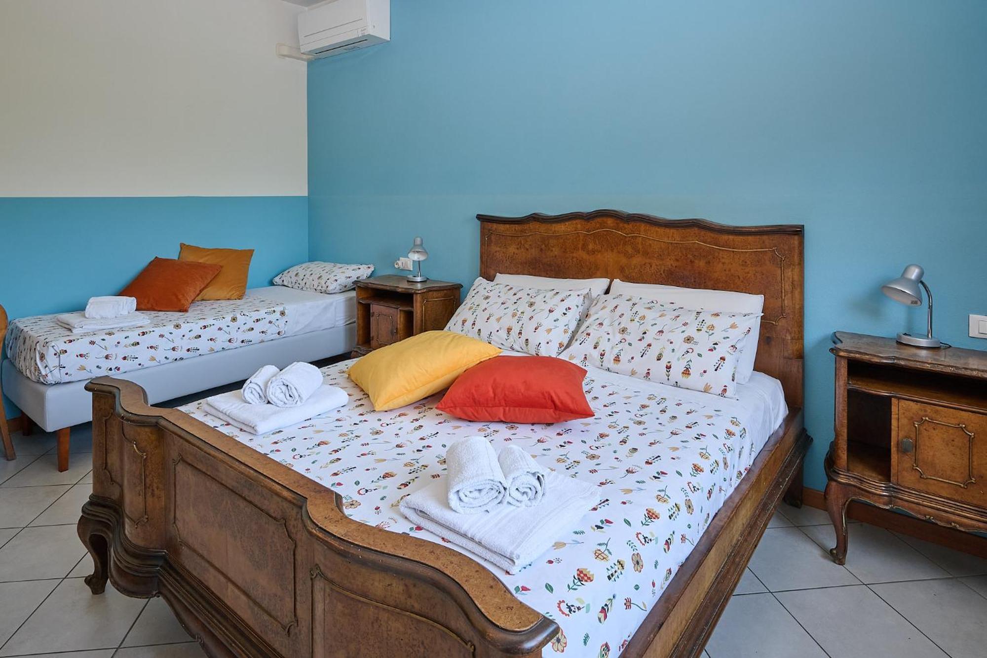 Double Room Private Bathroom