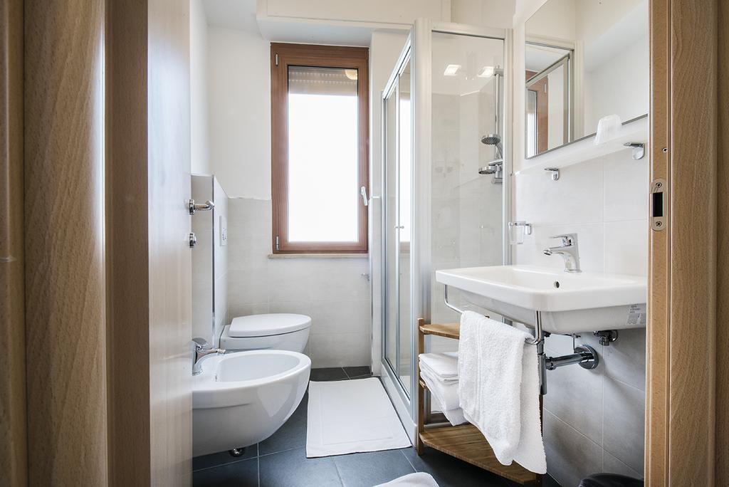 Triple Room,228797945:JPEG