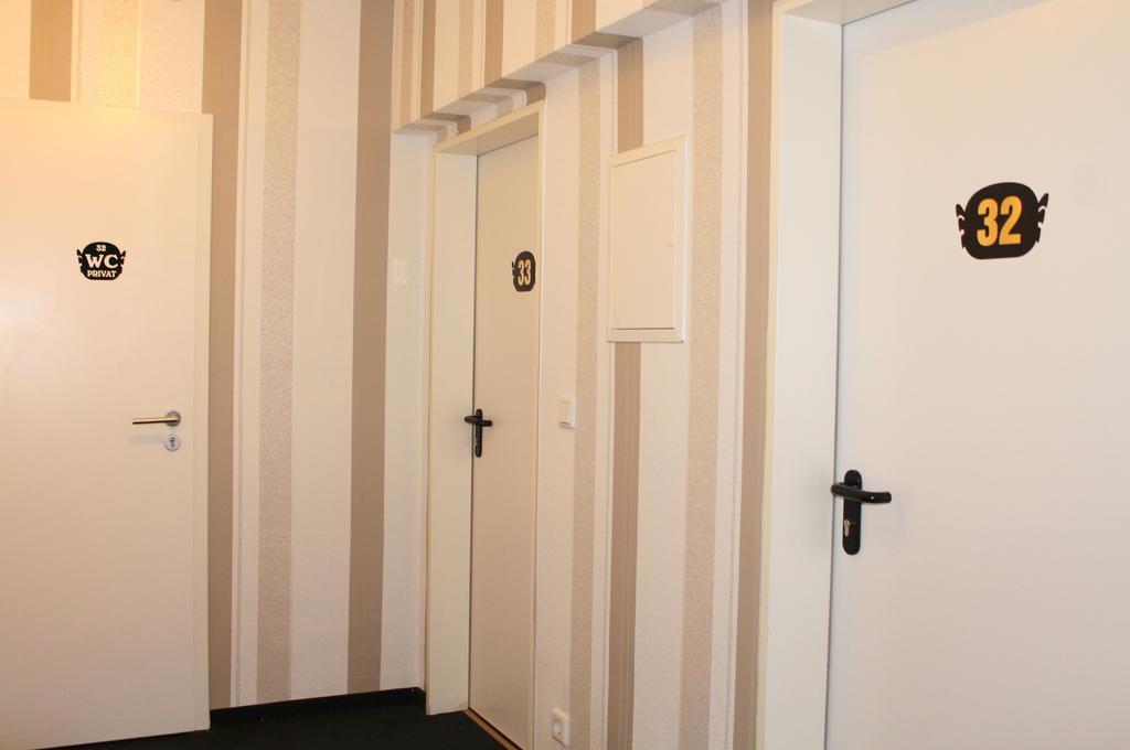 Eenpersoonskamer met Externe Eigen Badkamer