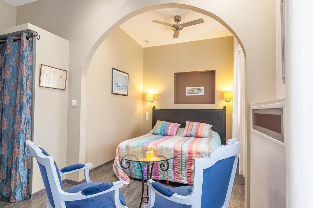 Deluxe Suite with Sea View