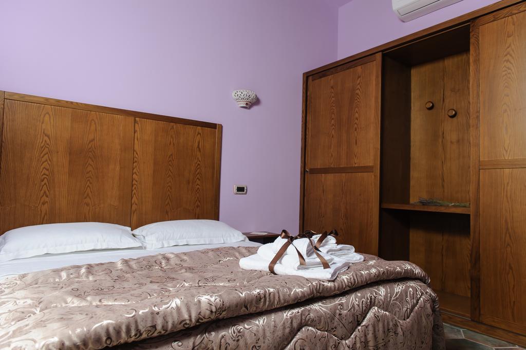 Double Room Mountain View