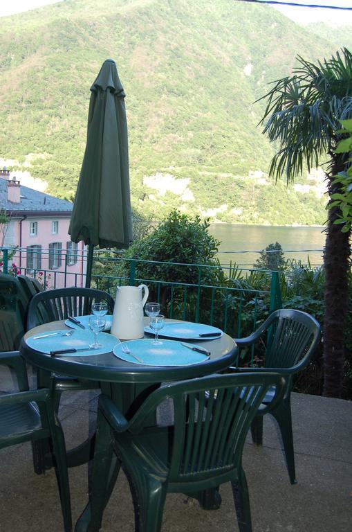 Appartamento con Vista Lago e Giardino - Edificio Separato