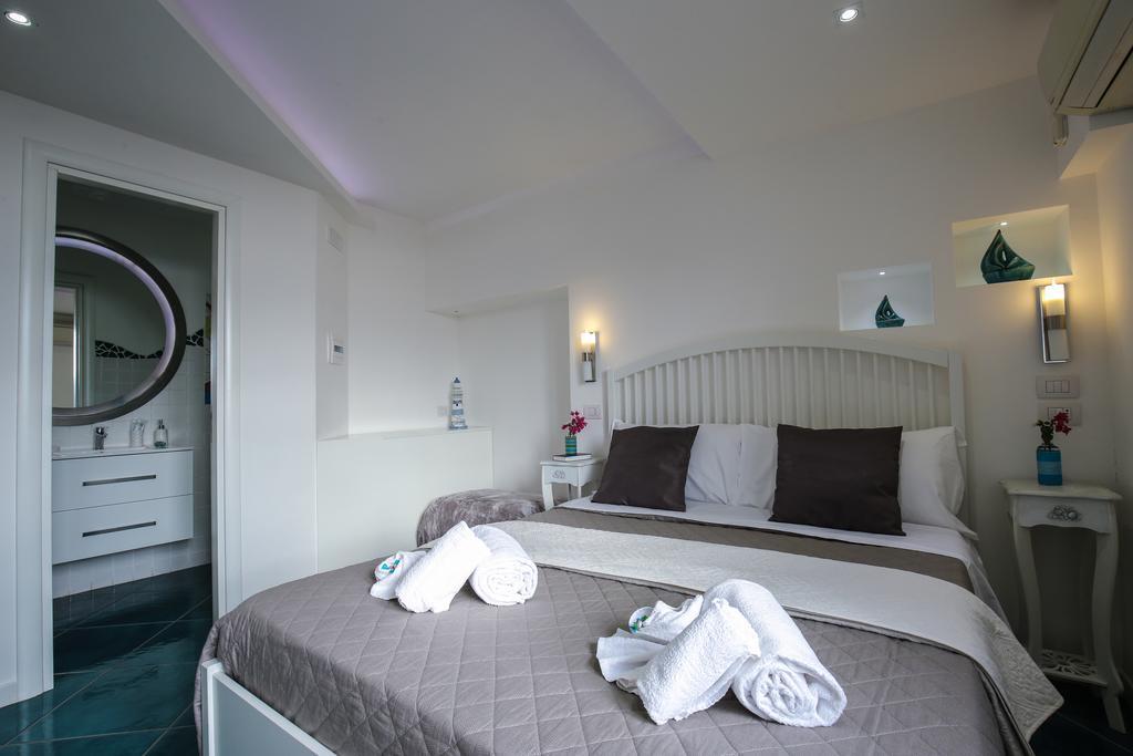 Triple Room Sea View