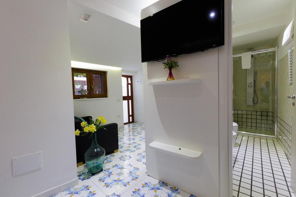Triple Room Private Bathroom